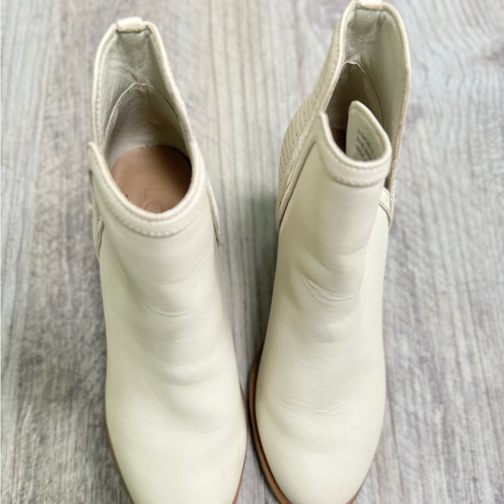 Like New Loft ankle boots